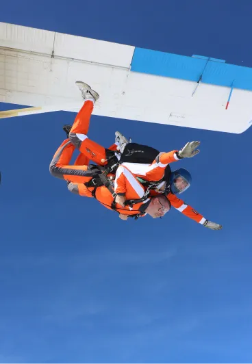 Tandem skydiving Jump-tandem