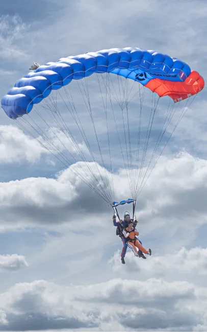 Tandem skydiving Jump-tandem