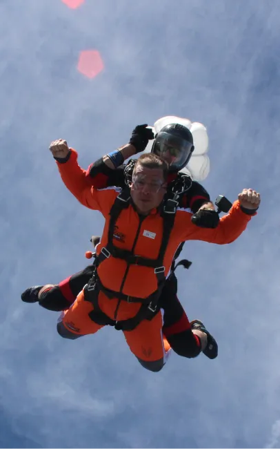 Tandem skydiving Jump-tandem